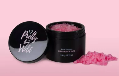 Telový peeling a relaxačný kúpeľ s feromónmi Bubbling Wild Salt